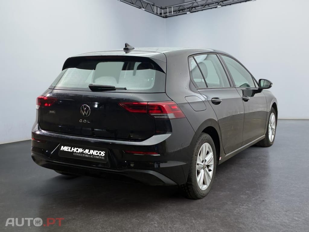 Volkswagen Golf 2.0 TDi SCR Life Business 1st DSG7