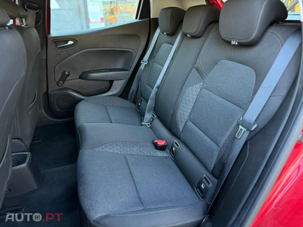 Renault Clio TCe 100 BUSINESS EDITION