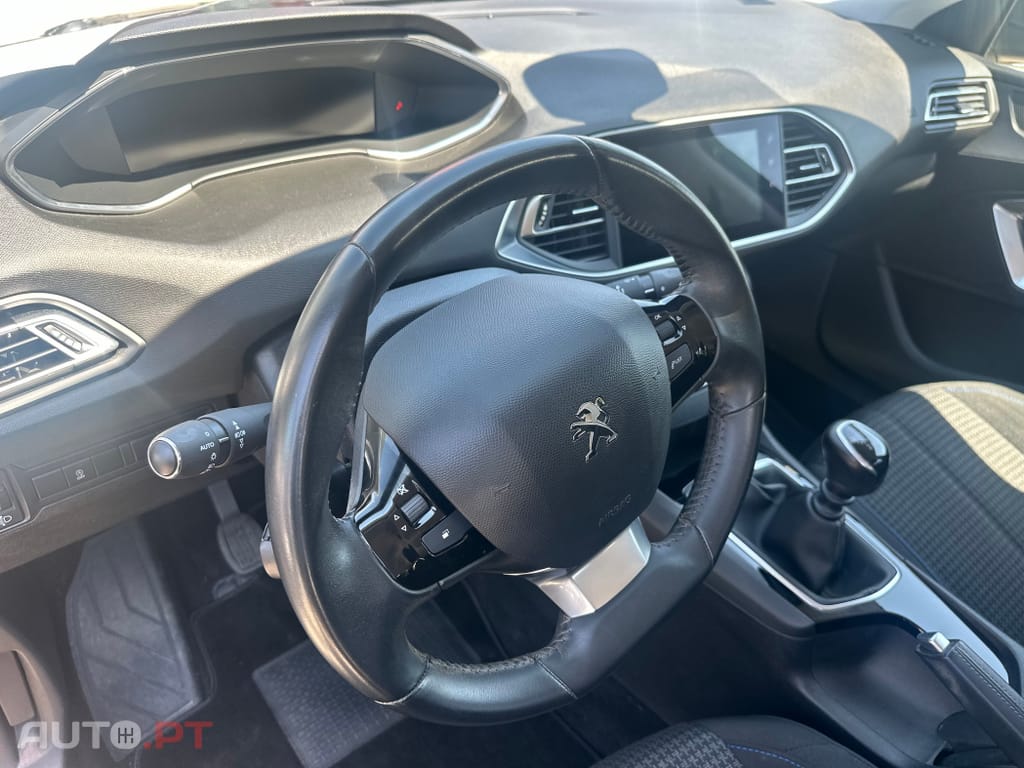 Peugeot 308 SW 1.5 BlueHDi Style