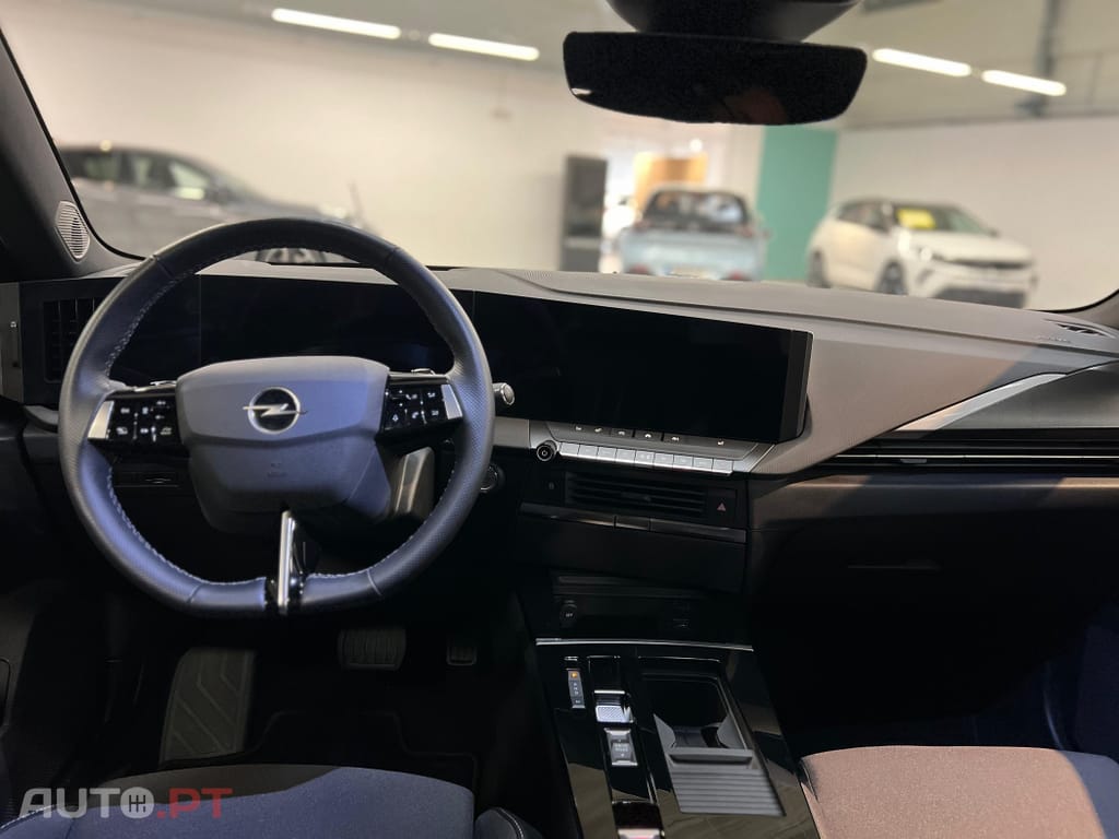 Opel Astra Sports Tourer 1.2 T Hybrid GS eDCT