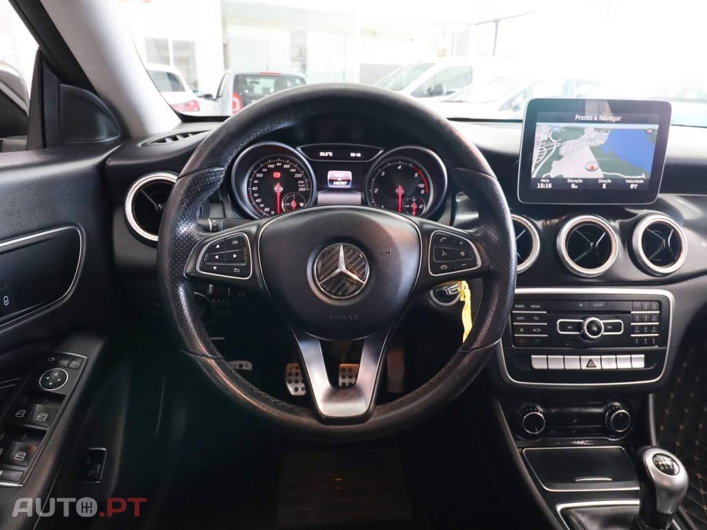 Mercedes-Benz CLA 180 (CDI) d Urban
