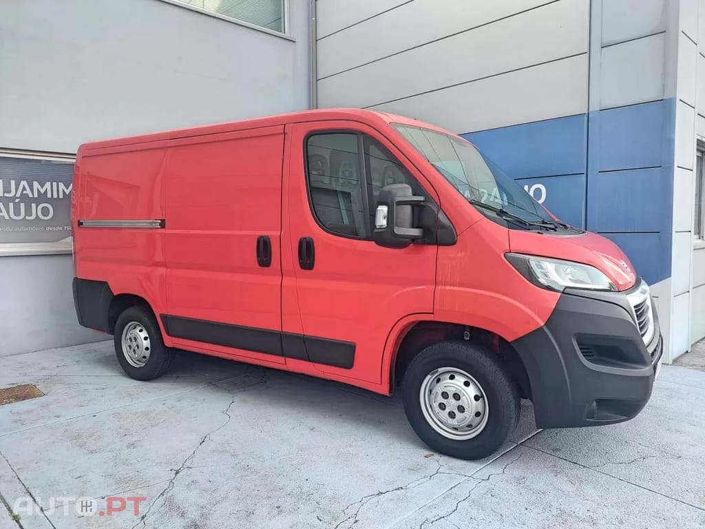 Peugeot Boxer  2.0 Bluehdi 330 L1H1 Pro