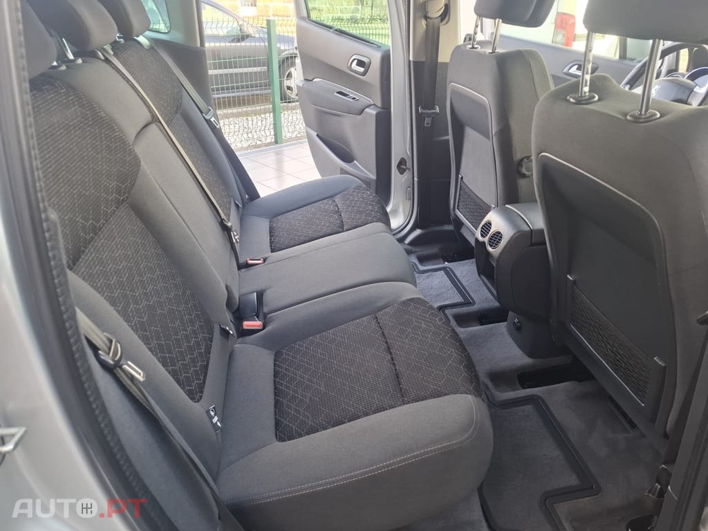 Peugeot 3008 1.6 BlueHDi Style