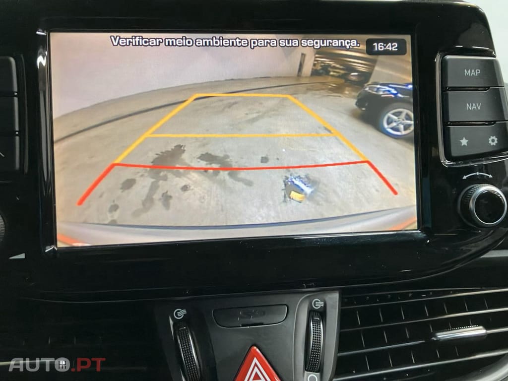 Hyundai i30 CW 1.6 CRDI 110 COMFORT PLUS