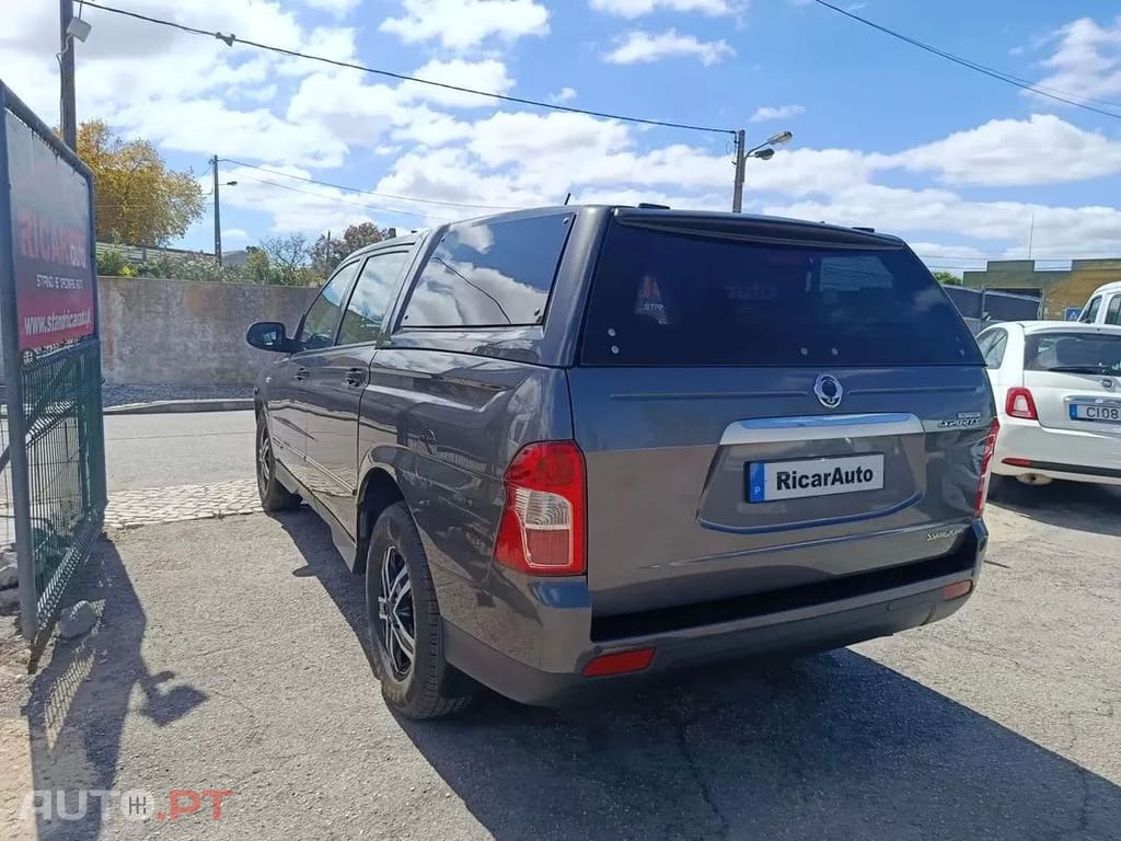 SsangYong Actyon 2WD Crystal