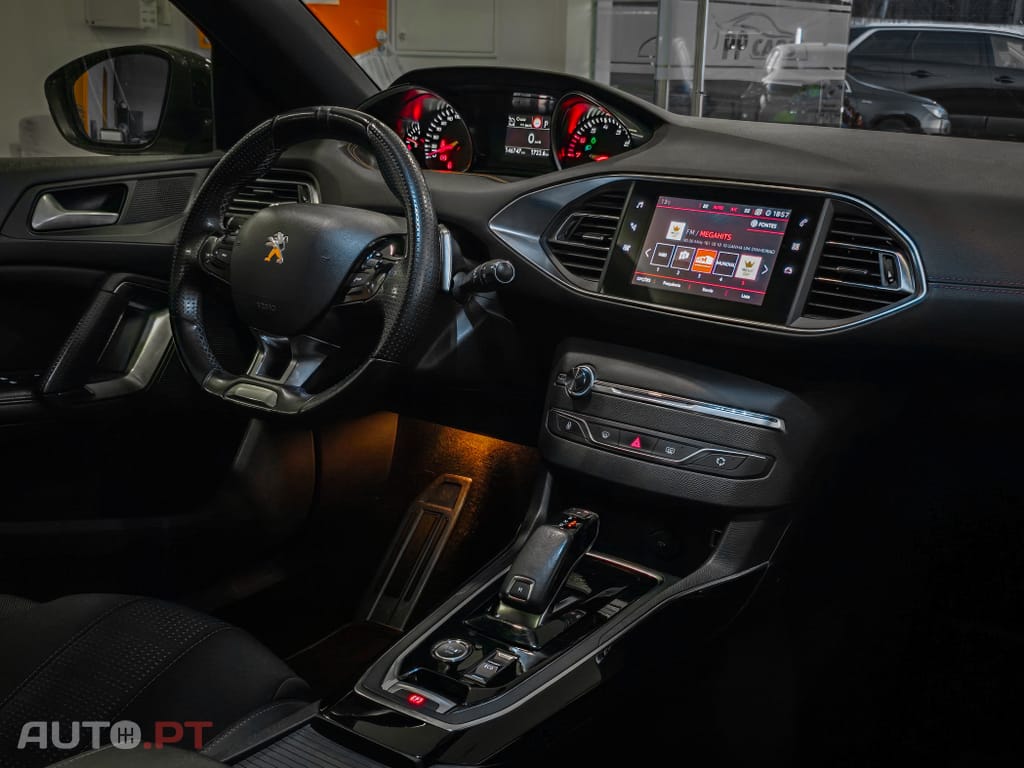 Peugeot 308 SW 1.2 PureTech GT Line EAT8