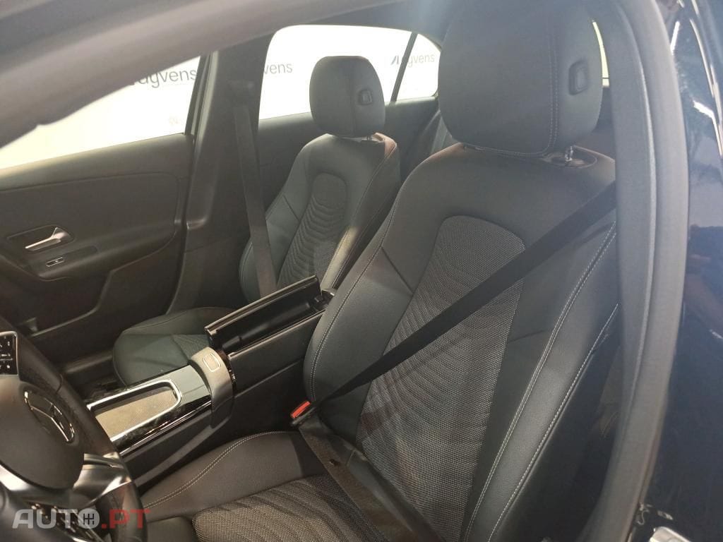 Mercedes-Benz A 250 e
