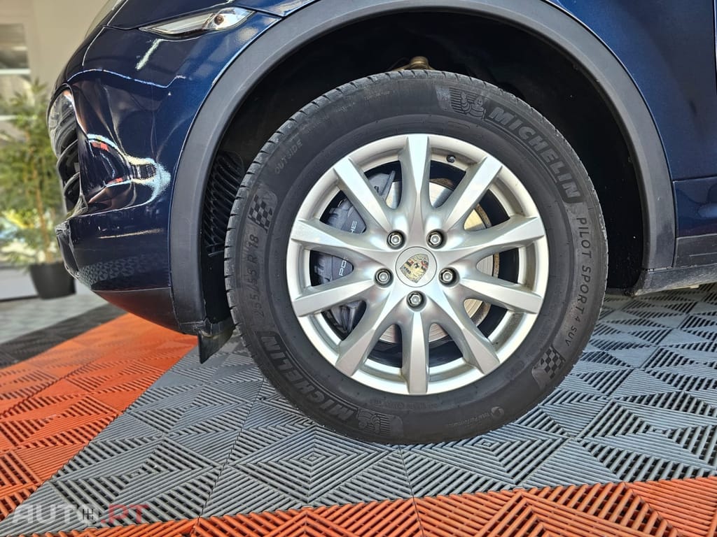 Porsche Cayenne Tiptronic