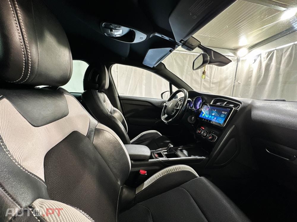 Citroen DS4 1.6 BlueHDi So Chic EAT6 J18