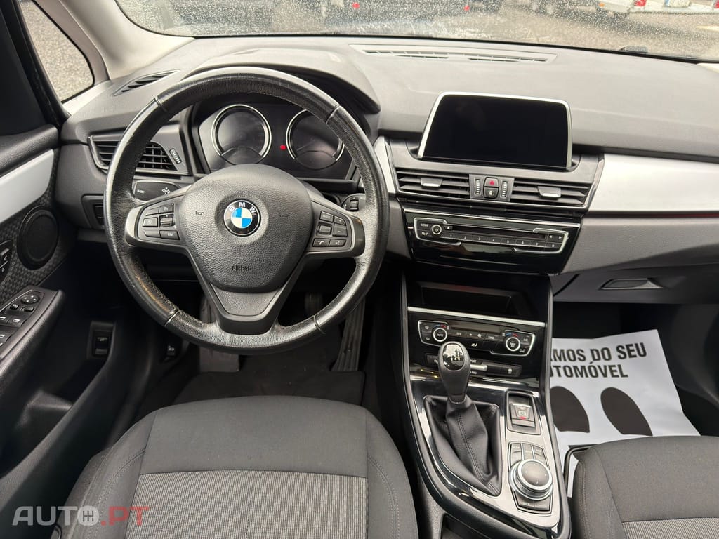 BMW 216 d Line Sport