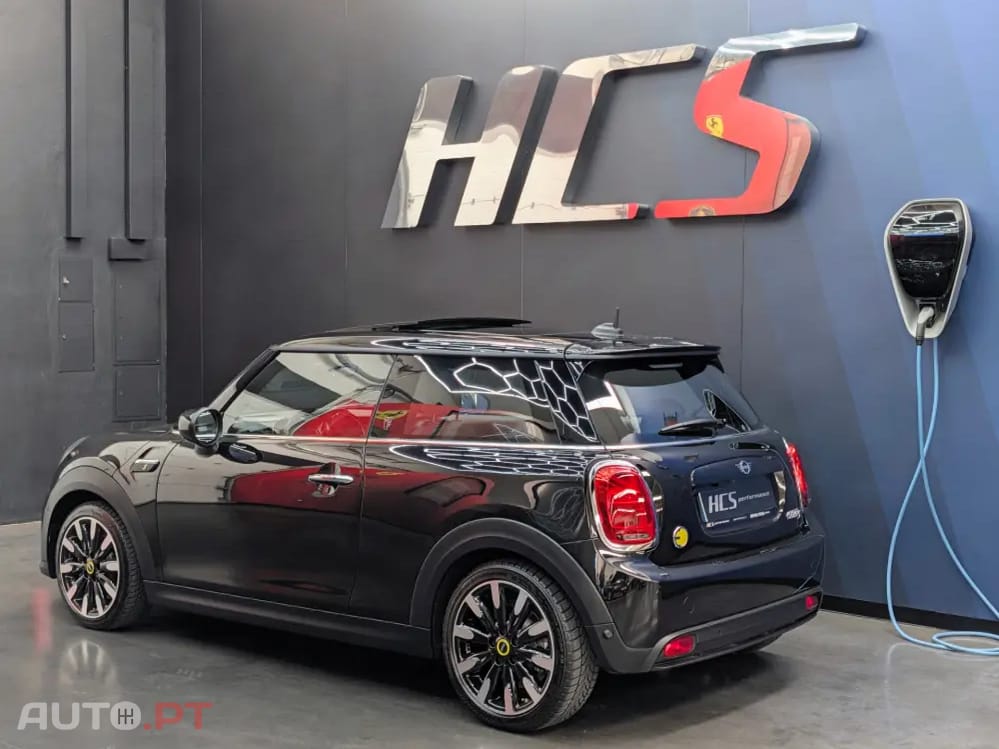 MINI Cooper Cooper SE Yours