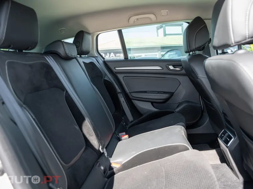 Renault Mégane Sport Tourer 1.5 Blue dCi Limited EDC