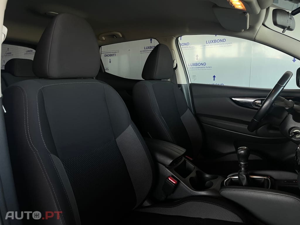 Nissan Qashqai 1.5 dCi N-Connecta