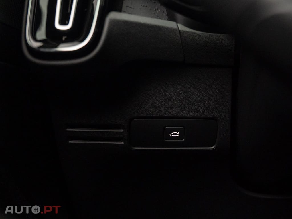 Volvo C40 Recharge Plus