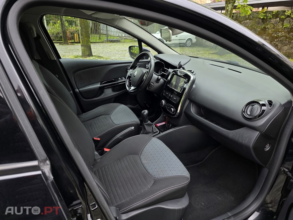 Renault Clio Sport Tourer (Energy) dCi 90 Start & Stop LIMITED