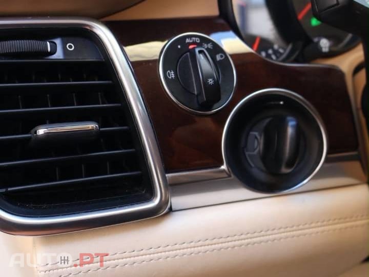 Porsche Panamera Turbo PDK