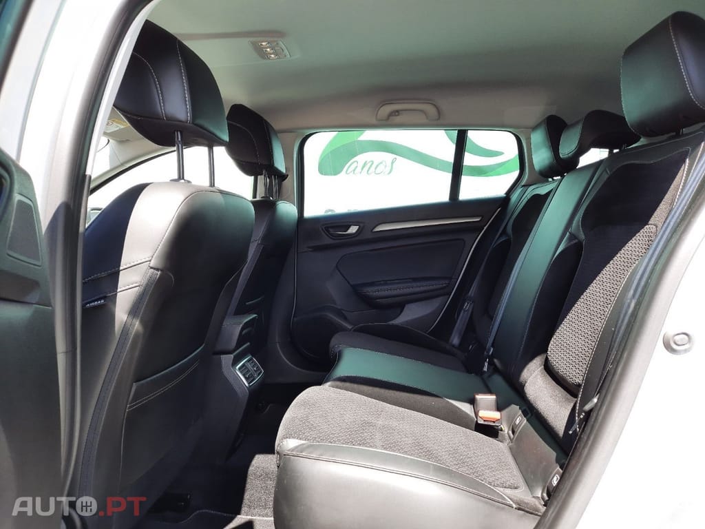 Renault Mégane 1.5 DCI Intens Full Extras