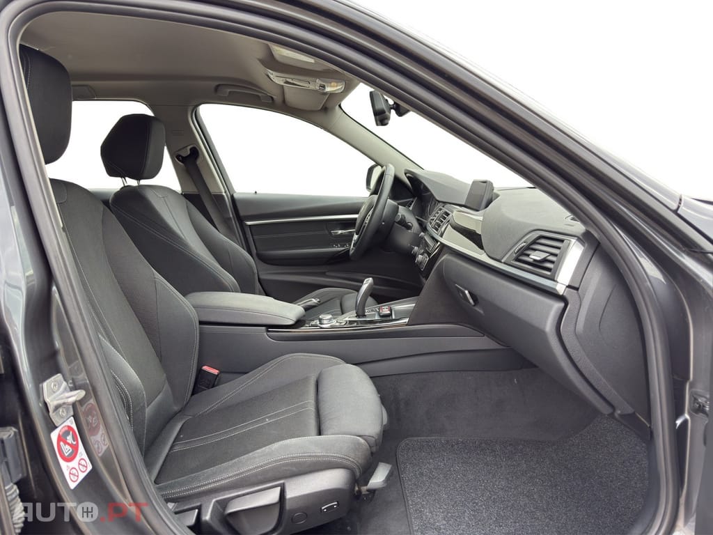 BMW 318 d Touring Line Sport Auto