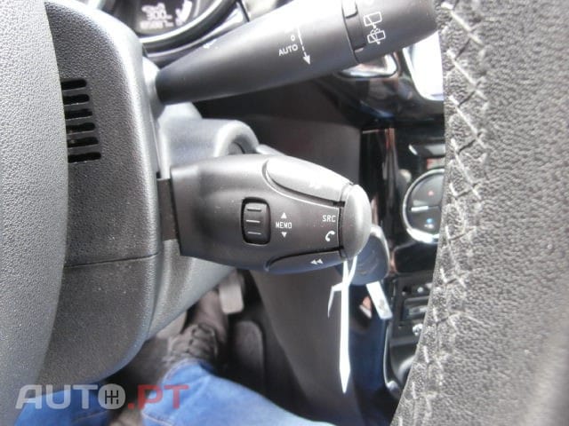 Citroen DS3 1.6 e-HDi So Chic 95g