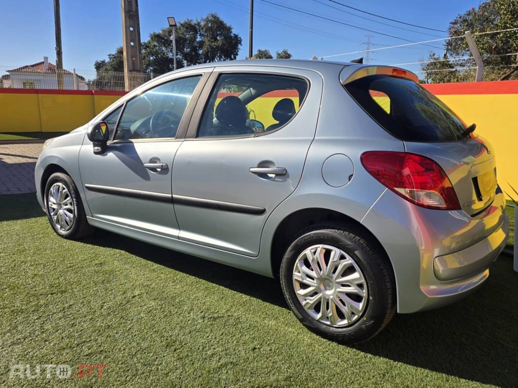 Peugeot 207 1.4 VTi Active