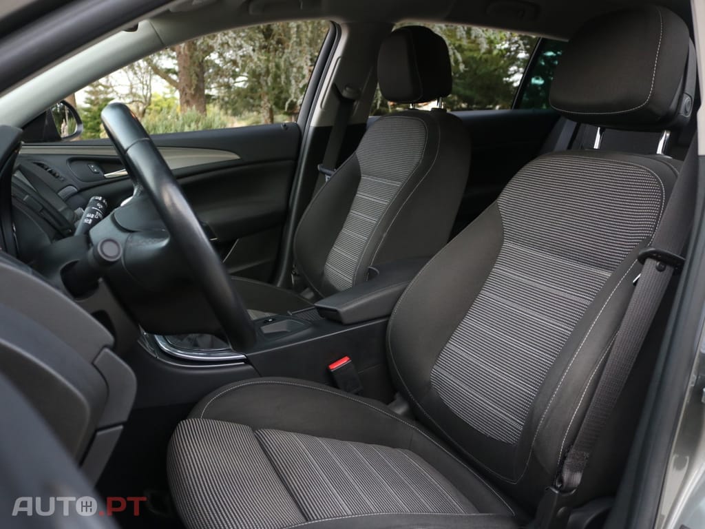 Opel Insignia 1.6 CDTi Dynamic