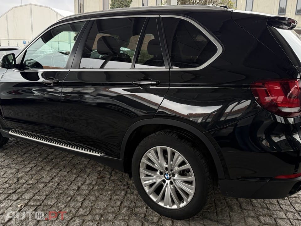 BMW X5 25 d sDrive Comfort 7L