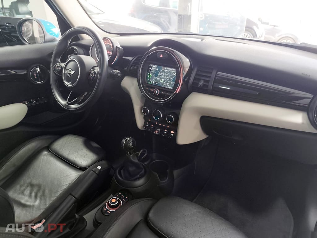 MINI Cooper Cooper S