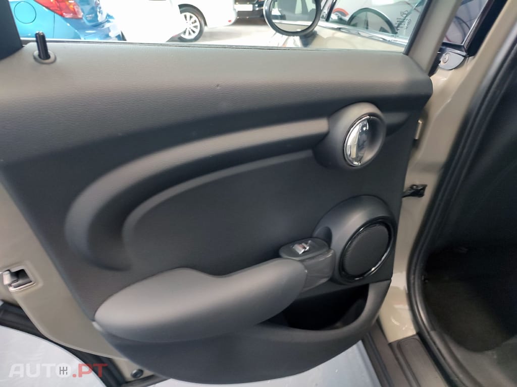 MINI Cooper D