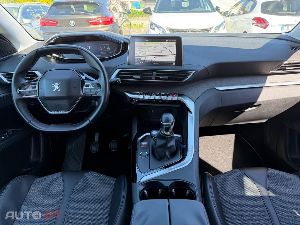 Peugeot 3008 1.5 BlueHDi Allure