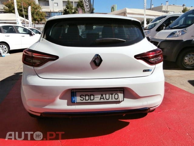 Renault Clio 1.6 E-Tech Full Hybrid Techno
