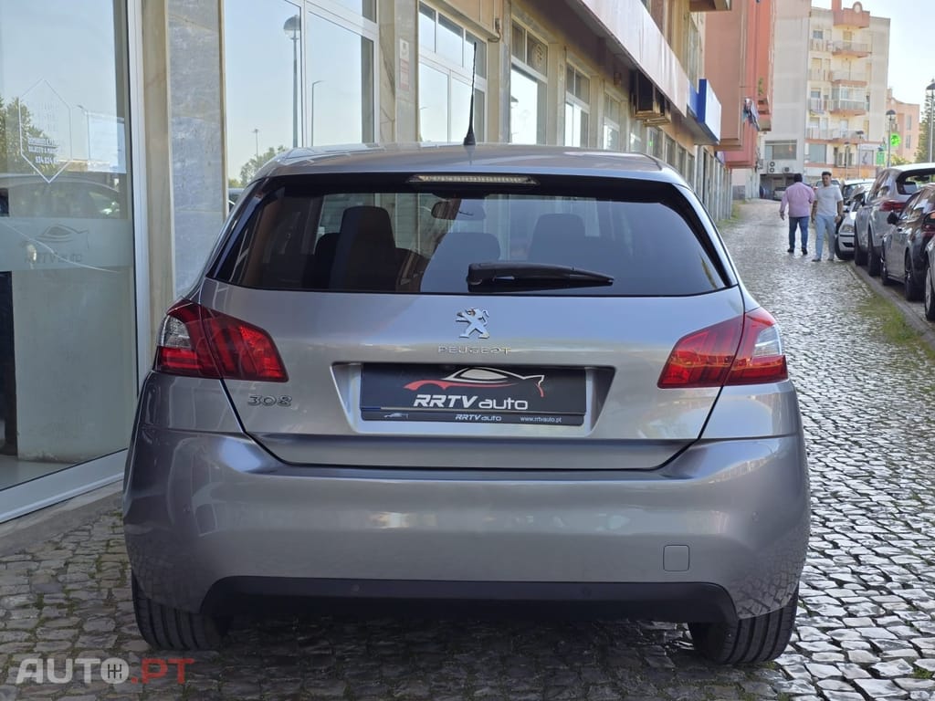 Peugeot 308 1.2 PureTech Style