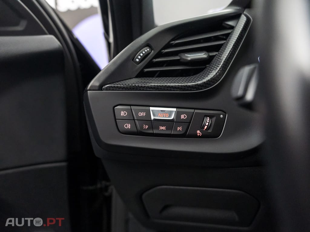 BMW 116 d Pack Desportivo M