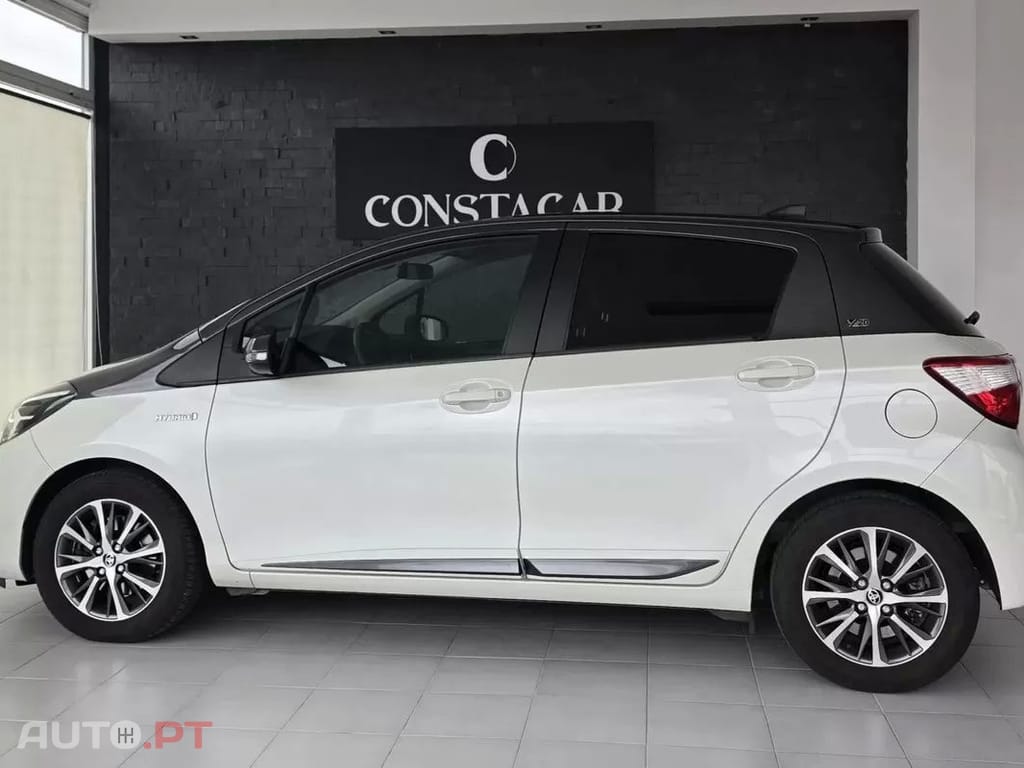 Toyota Yaris 1.5 HSD 20 Anos