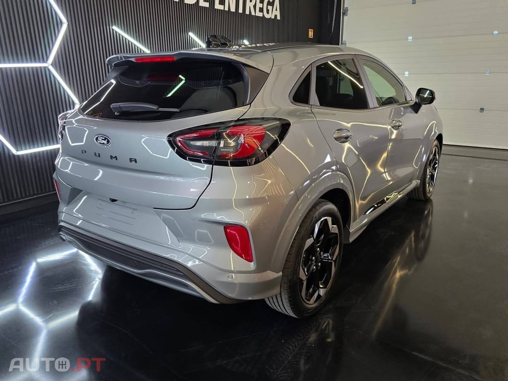 Ford Puma 1.0 EcoBoost MHEV ST-Line X