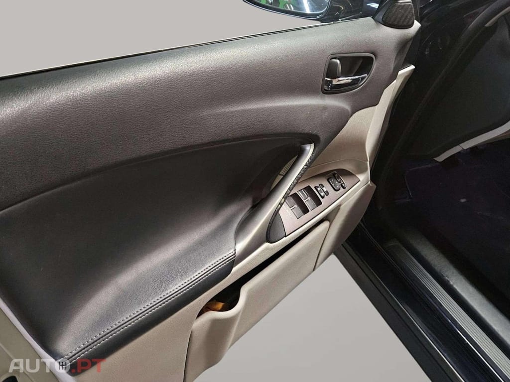 Lexus IS 220 d Executive 5G
