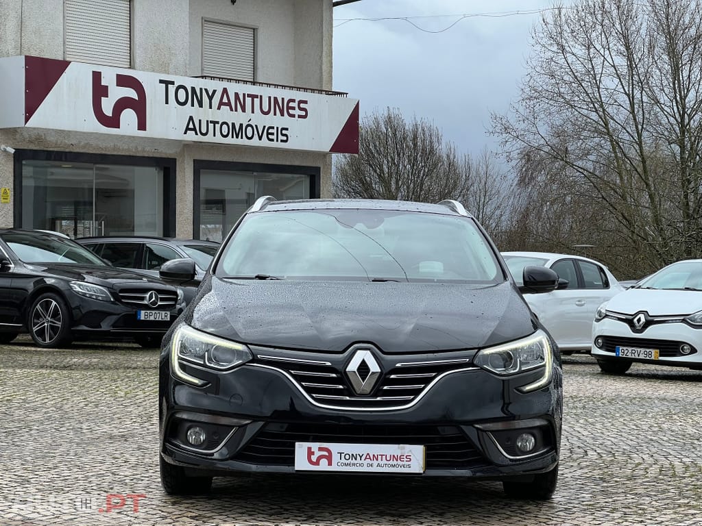 Renault Mégane Sport Tourer 1.5 Blue dCi Bose Edition