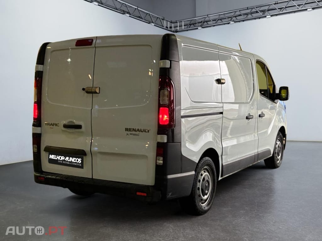 Renault Trafic 2.0 Blue dCi L1H1 Grand Confort