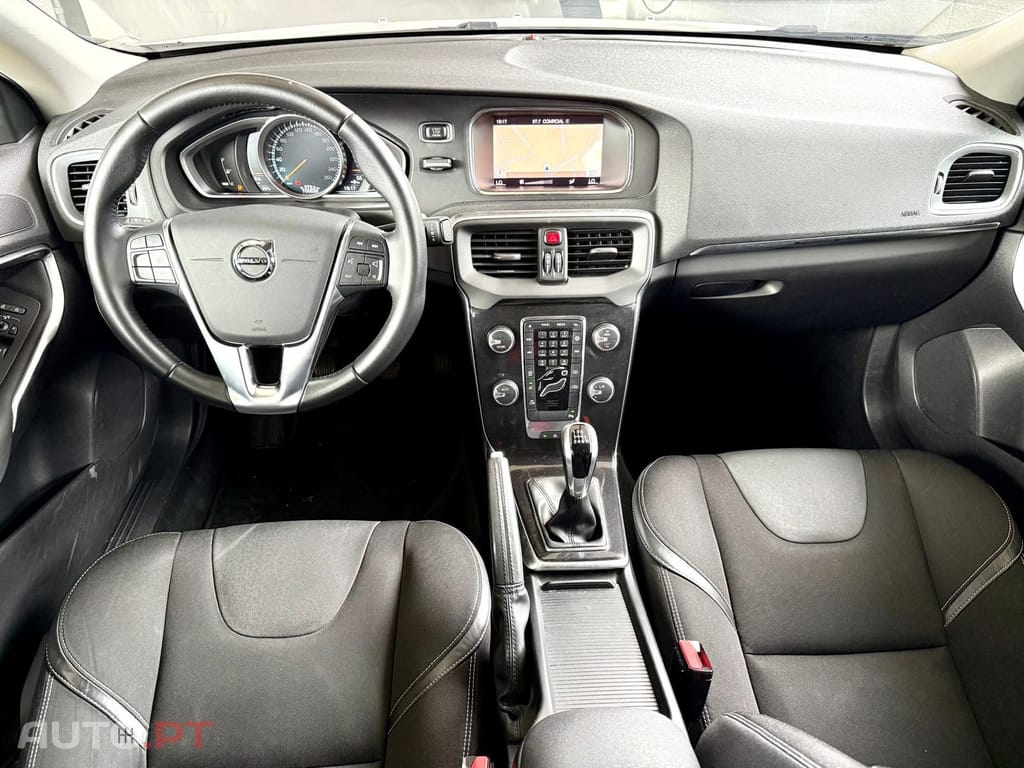 Volvo V40 2.0 D2 Momentum