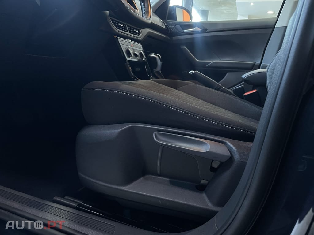 Volkswagen T-Cross 1.0 TSI Urban DSG