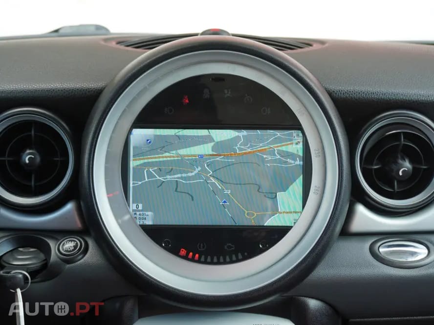 MINI Cooper Cooper D