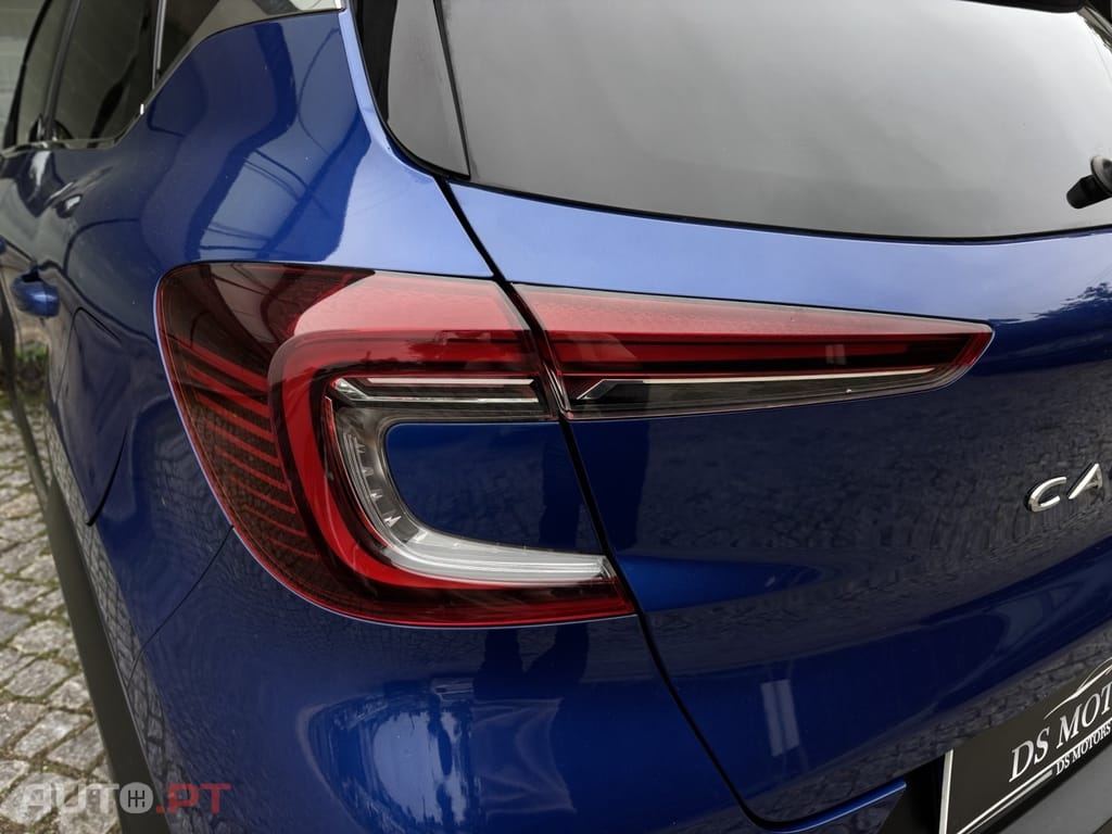 Renault Captur 1.6 E-Tech Plug-In Intens