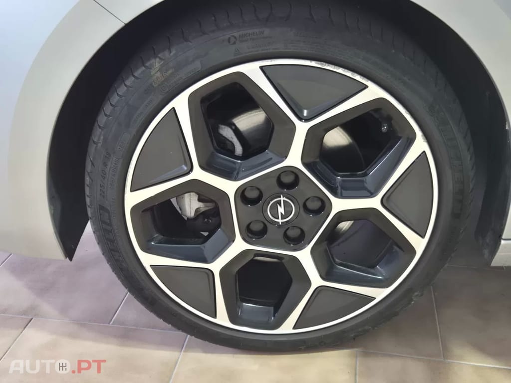 Opel Astra Sports Tourer 1.2 T GS Line Aut.