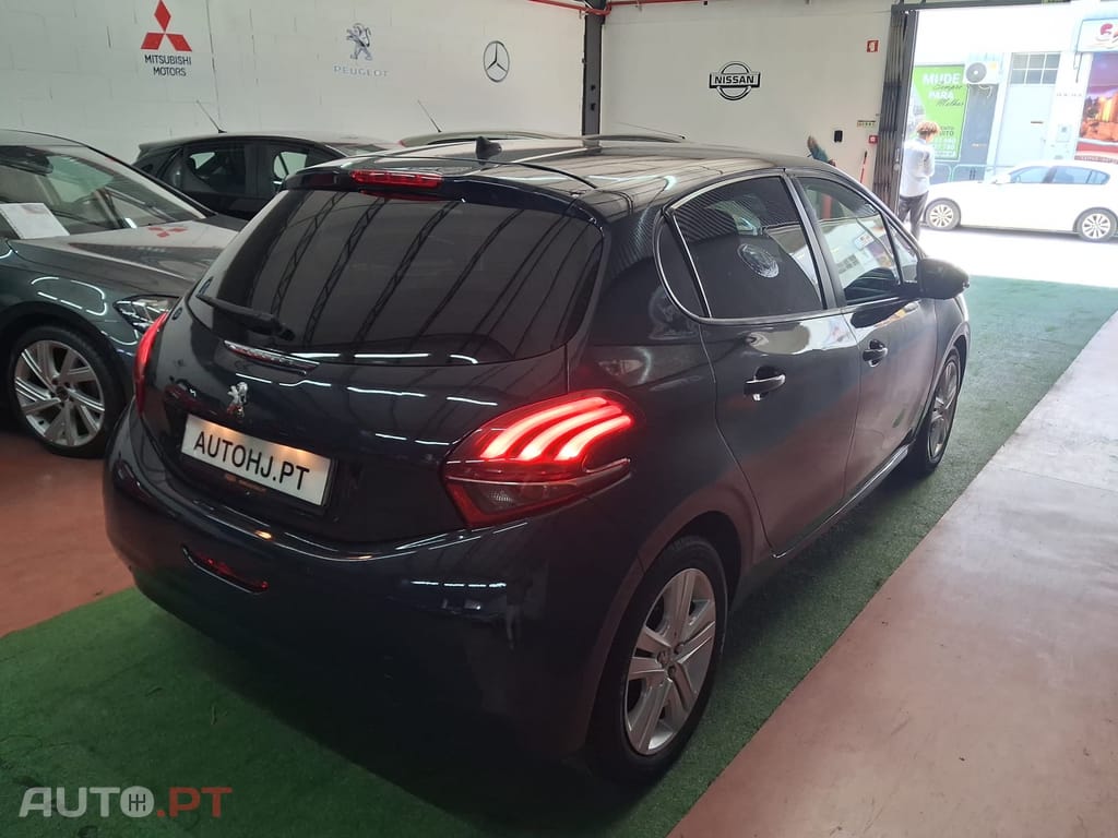 Peugeot 208 1.2 PureTech Active