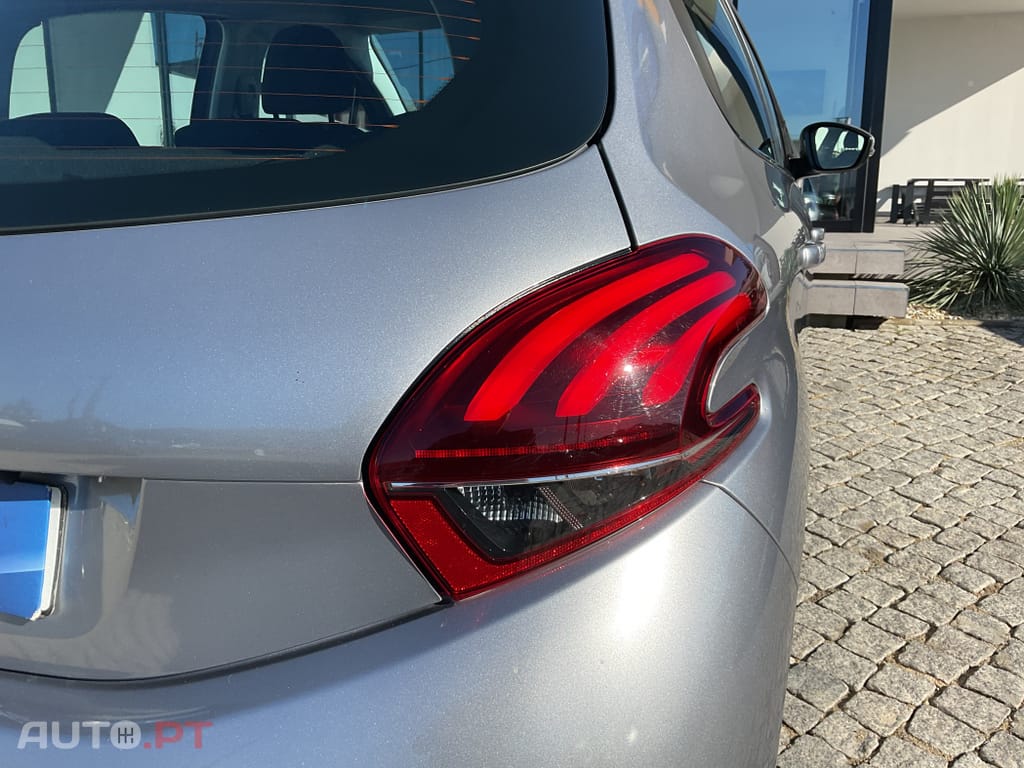 Peugeot 208 1.2 PureTech Active
