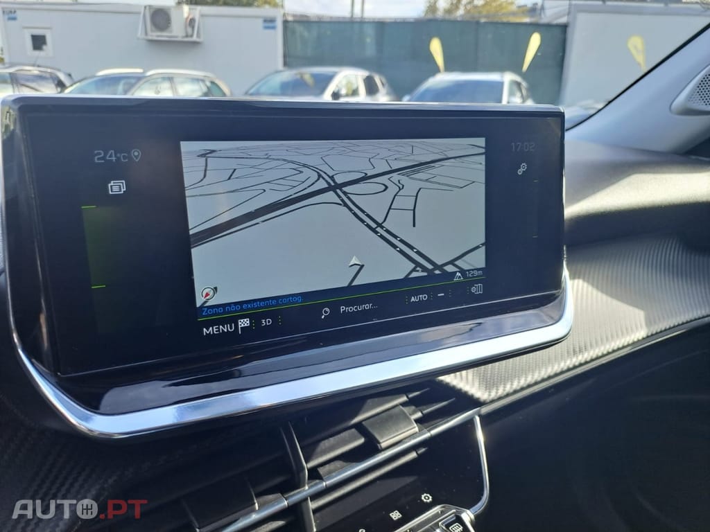 Peugeot 2008 PureTech 130 EAT8 GT