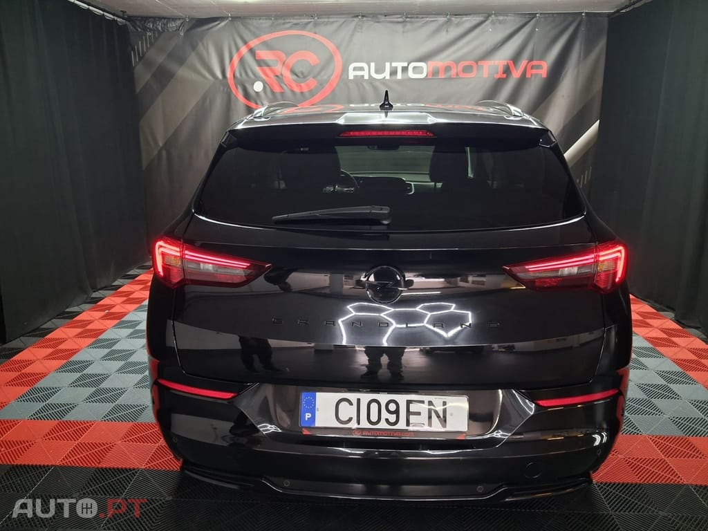 Opel Grandland 1.2 T GS Line