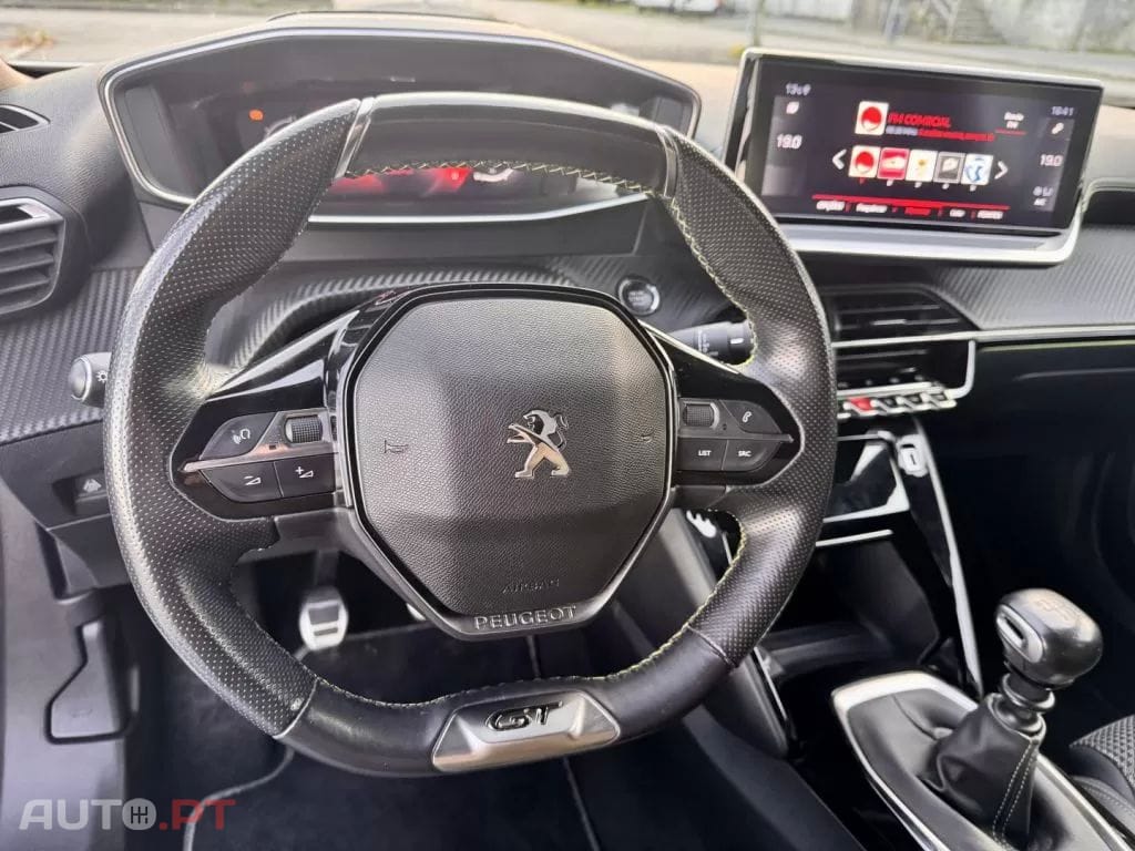 Peugeot 2008 1.2 PureTech GT Line