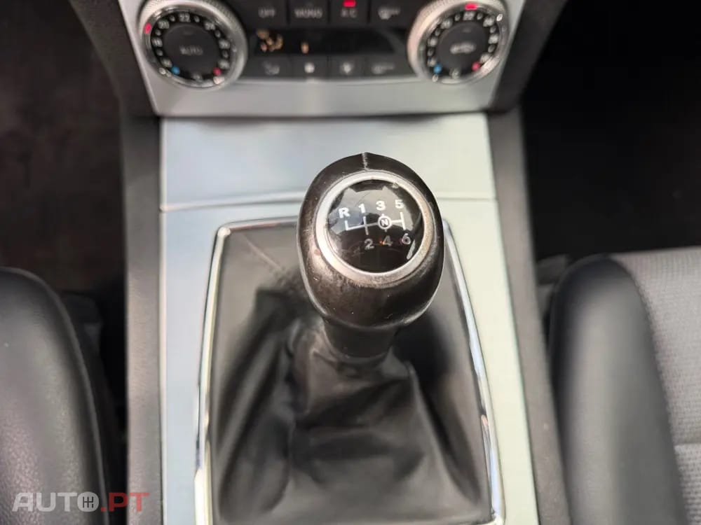 Mercedes-Benz C 220 CDI Avantgarde BlueEfficiency