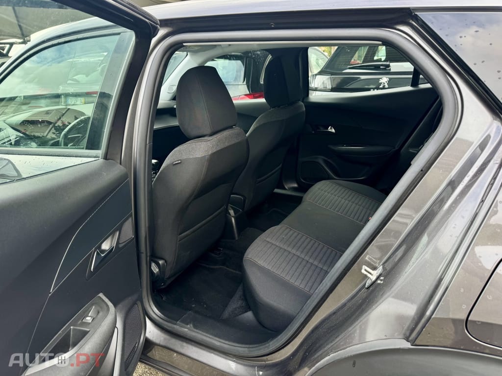 Peugeot 2008 1.5 BlueHDi Active Pack