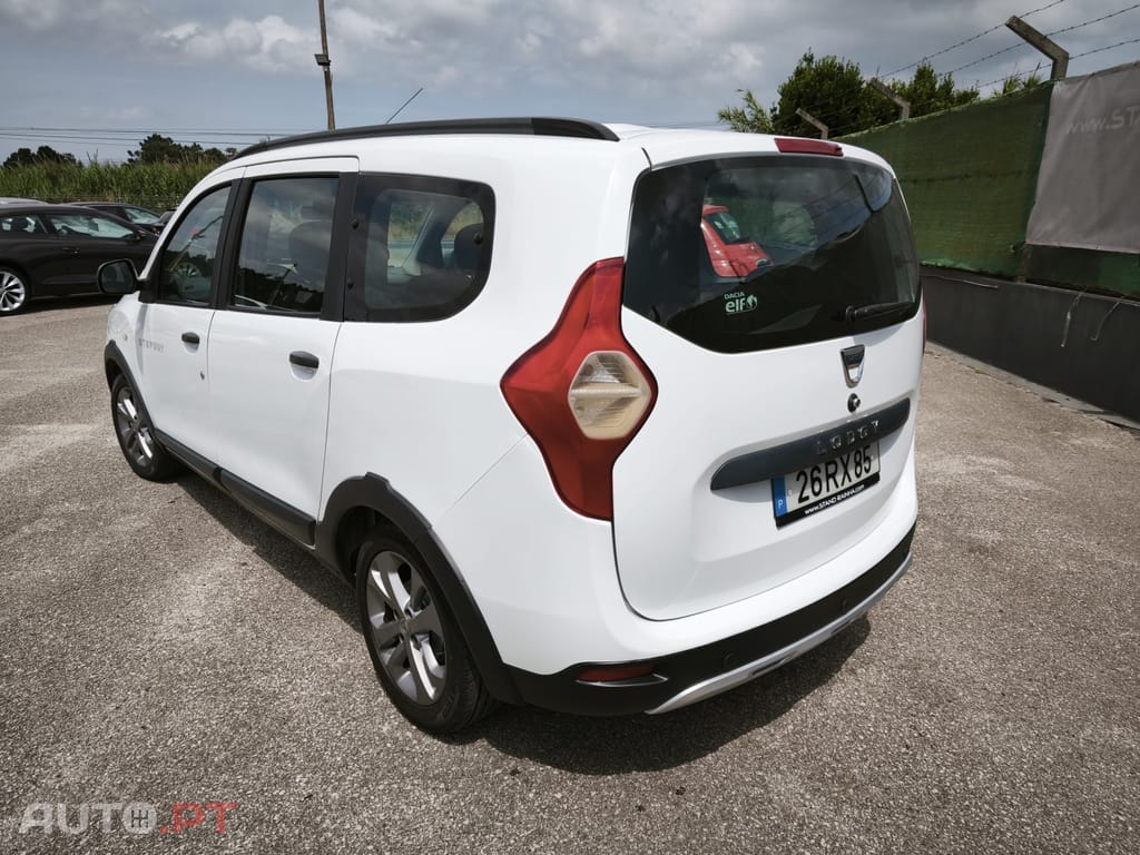 Dacia Lodgy 1.5 dCi Stepway 7L